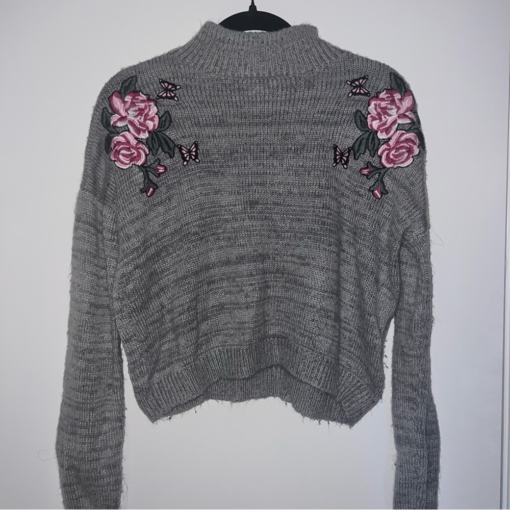 Grey Sweater w/Floral Embroidery (Medium)